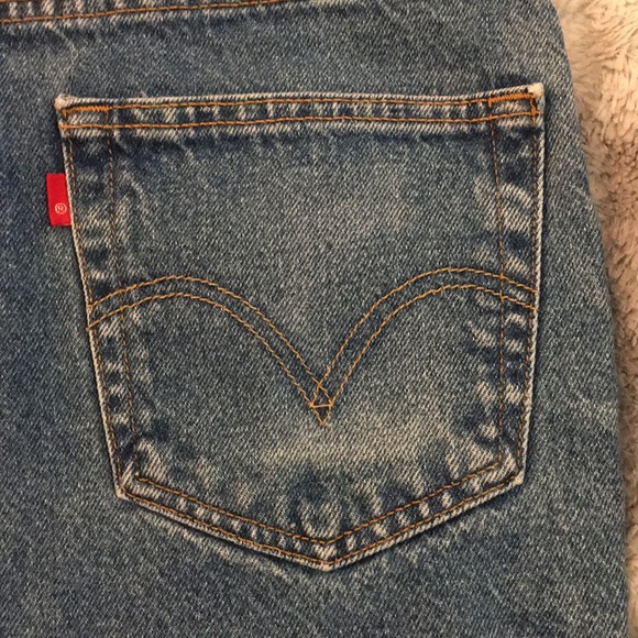 COPY - Levi shorts - Picture 4 of 5